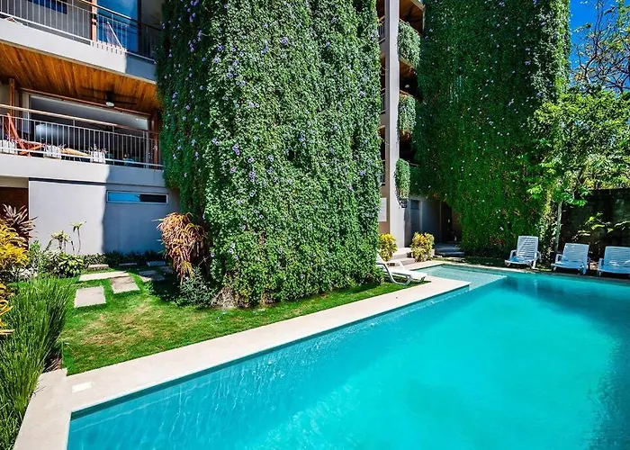 Apartahotel Spacious & Serene With Partial Ocean & Jungle View 4*