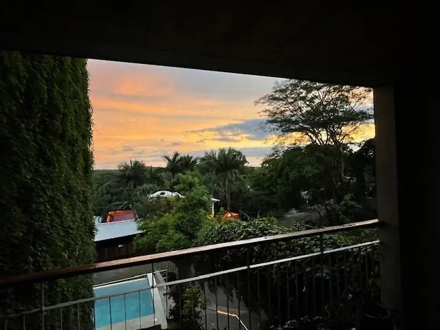 Spacious & Serene With Partial Ocean & Jungle View Apartahotel